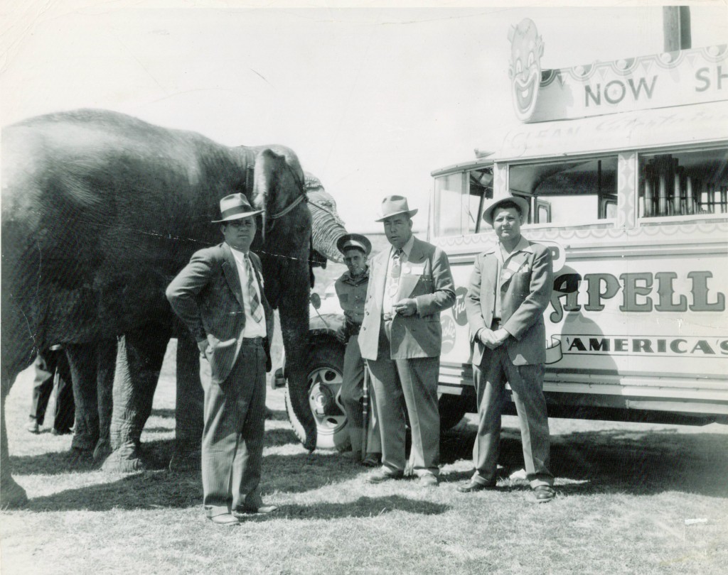 capell-bros-circus-1950